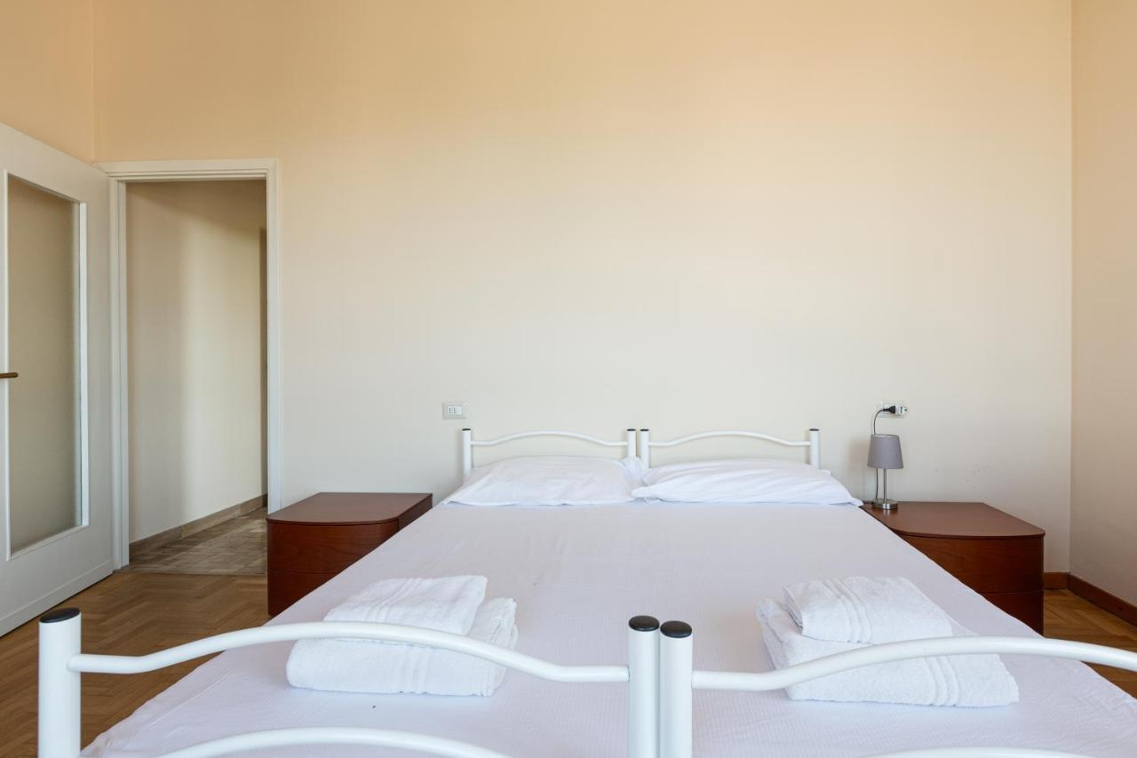 Milano - Roomy Apartment 300 M From M3 Affori Fn! Kültér fotó