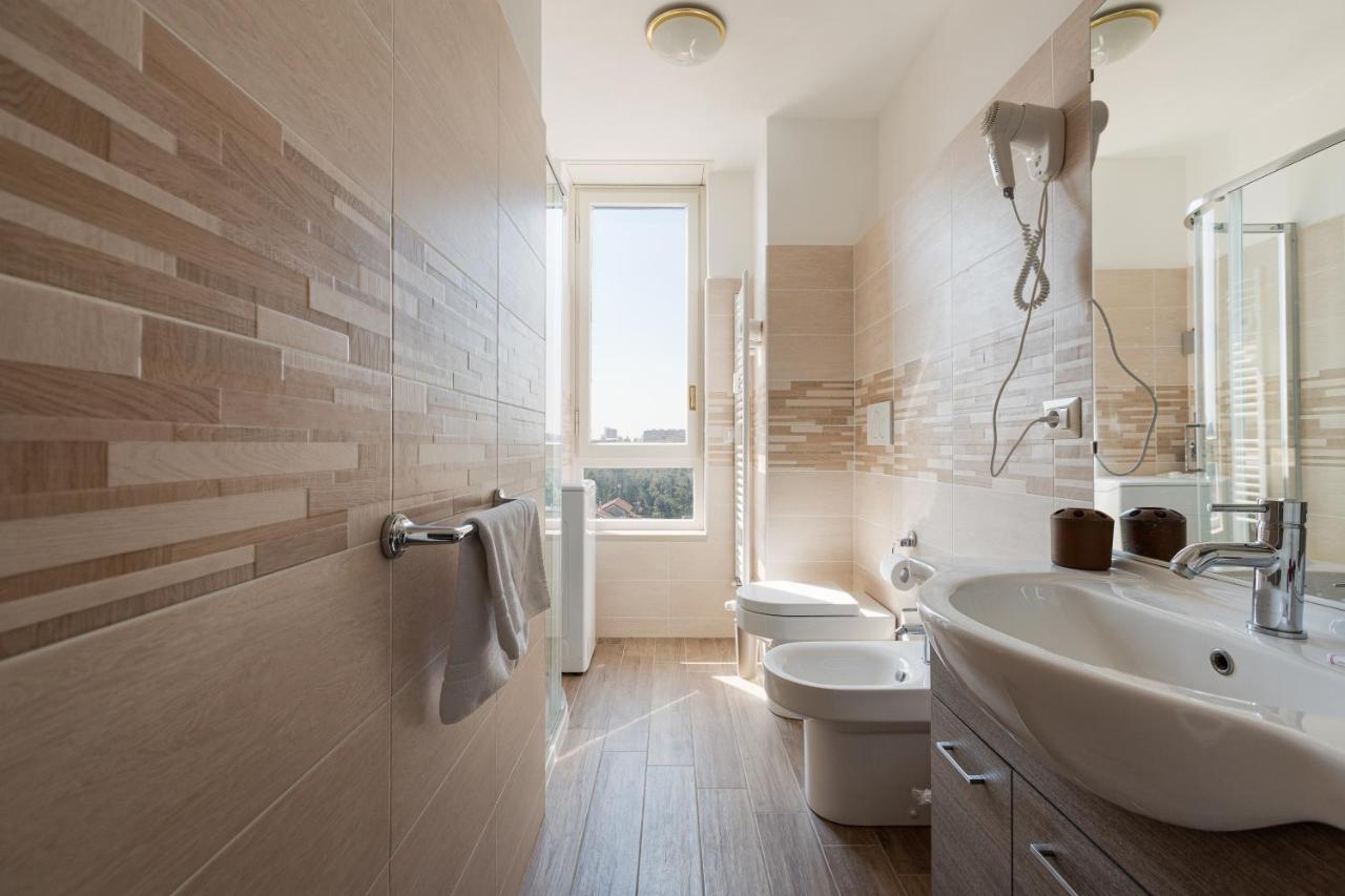 Milano - Roomy Apartment 300 M From M3 Affori Fn! Kültér fotó