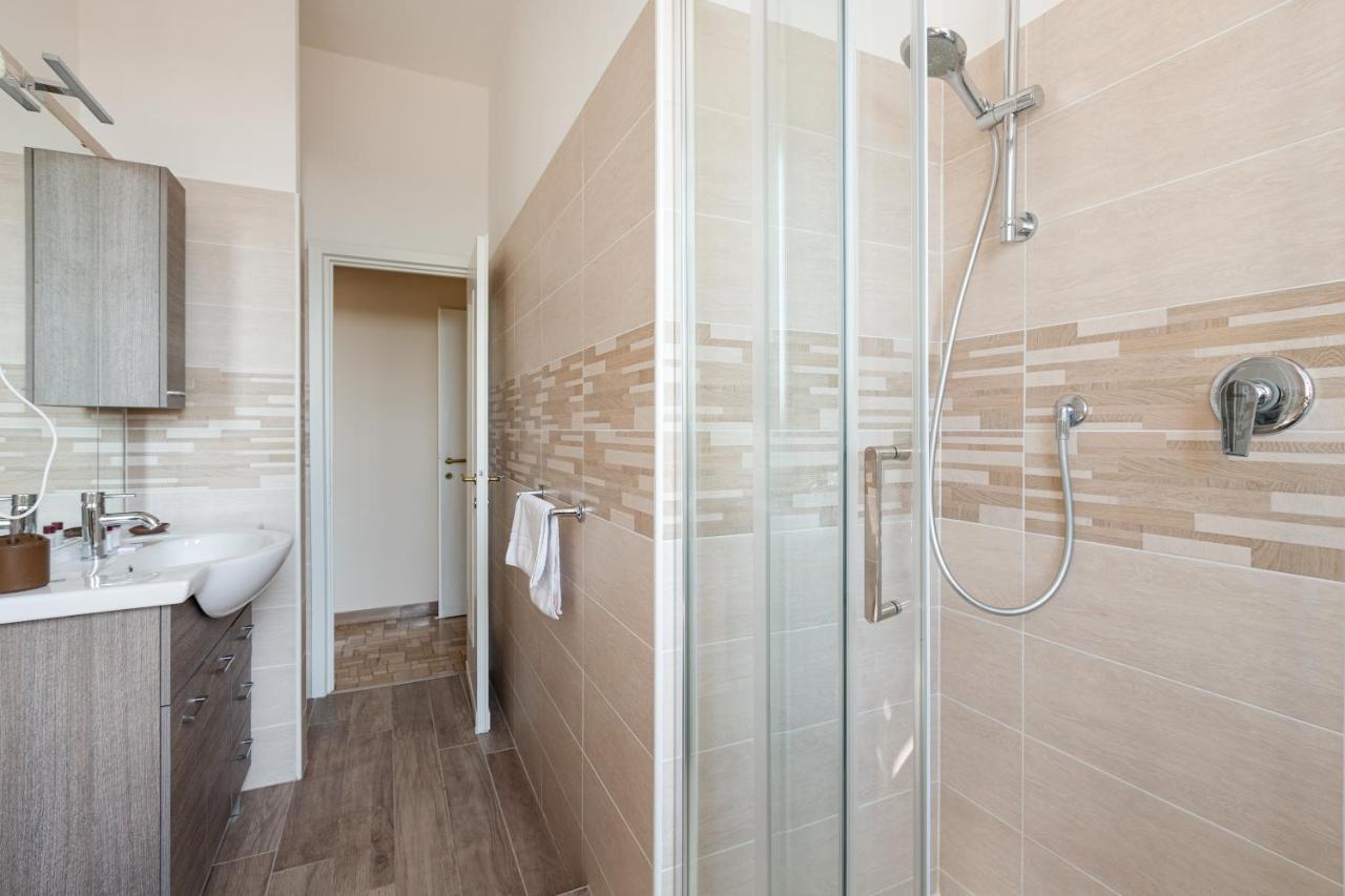 Milano - Roomy Apartment 300 M From M3 Affori Fn! Kültér fotó